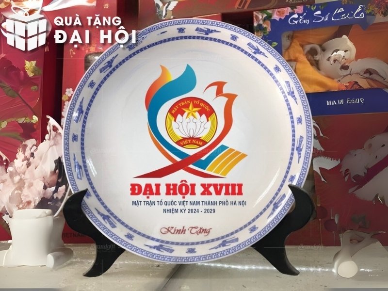 dia-su-trung-bay-dai-hoi-mat-tran